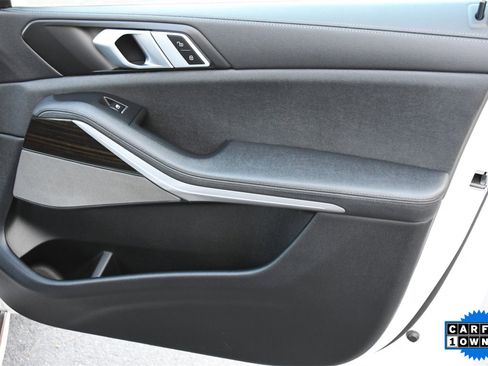 Used 2021 BMW X5 xDrive40i w/ Premium Package image 21