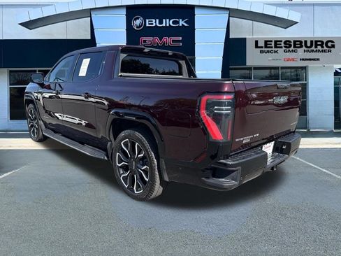 Used 2025 GMC Sierra EV Denali AWD/4WD image 5