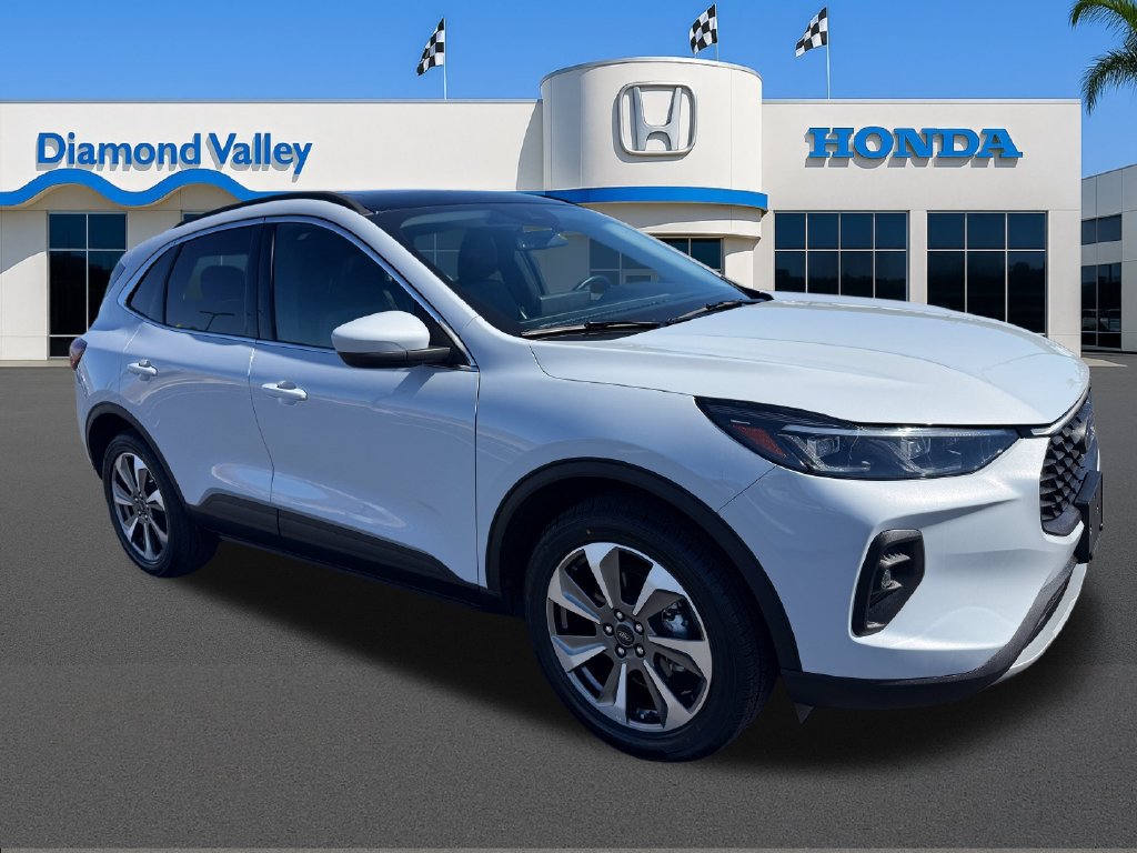 Used 2025 Ford Escape Platinum AWD/4WD 360° Tour
