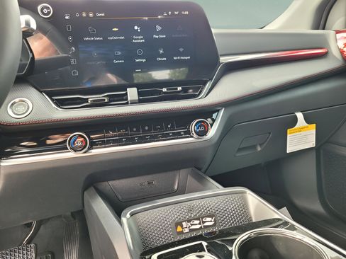 New 2026 Chevrolet Equinox RS image 7