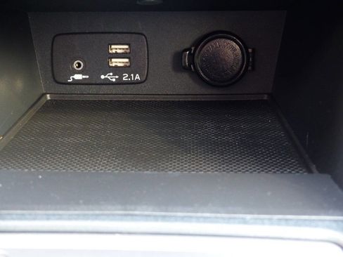 Used 2023 Subaru Crosstrek 2.0i Premium image 55