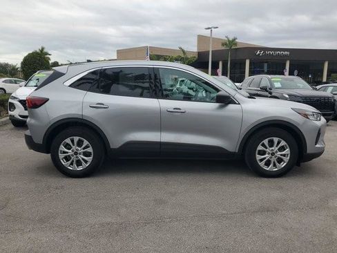 Used 2024 Ford Escape Active image 4