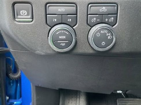 Used 2025 Chevrolet Silverado 1500 LT w/ Protection Package image 30