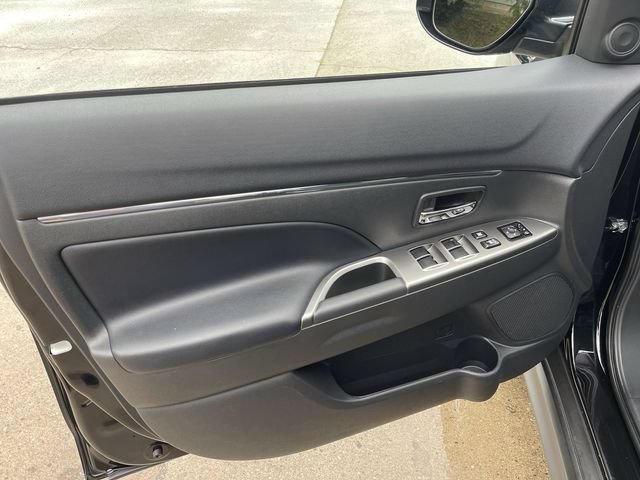 Used 2026 Mitsubishi Outlander Sport SE AWD/4WD image 10