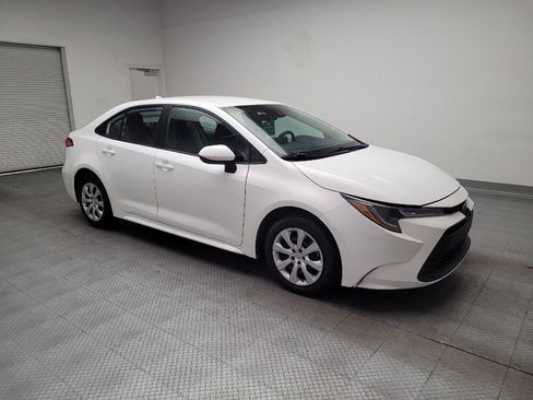 Used 2022 Toyota Corolla LE image 11