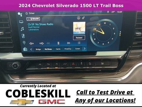 Used 2024 Chevrolet Silverado 1500 LT Trail Boss w/ Convenience Package II AWD/4WD image 19