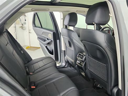 Used 2024 Mercedes-Benz GLE 450 4MATIC image 28
