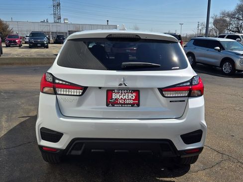 Used 2026 Mitsubishi Outlander Sport LE AWD/4WD image 13