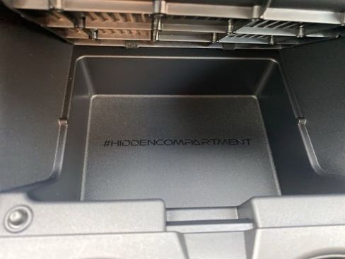 New 2026 Toyota Prius Plug-In Hybrid image 32