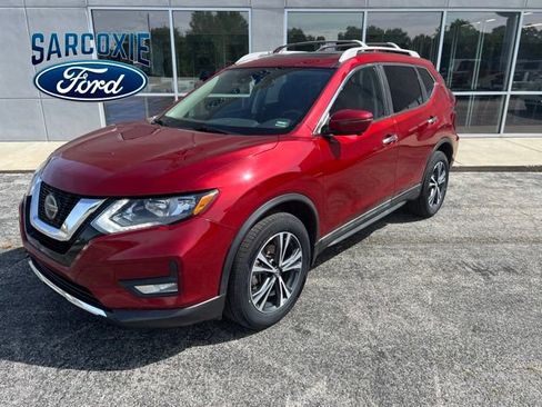 Used 2020 Nissan Rogue SV w/ Sun & Sound Touring Package AWD/4WD image 1