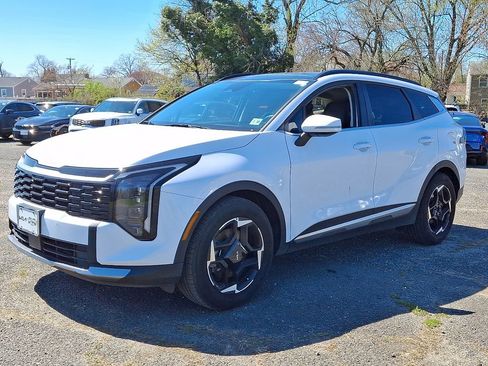 Certified 2026 Kia Sportage EX w/ EX Panorama Roof Package FWD image 3