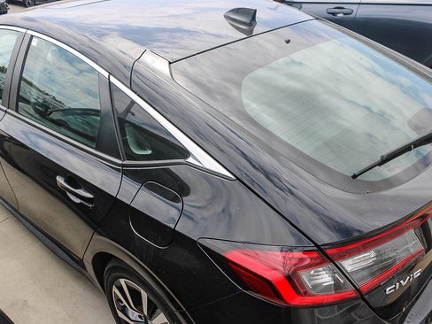 Used 2023 Honda Civic EX-L image 12