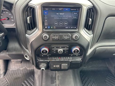 Used 2022 Chevrolet Silverado 1500 RST image 20