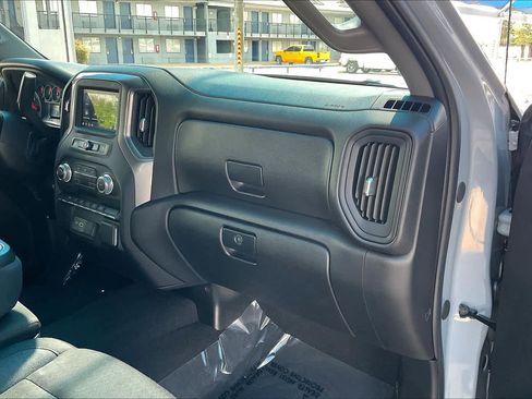 Used 2025 GMC Sierra 1500 Pro w/ Graphite Edition image 17