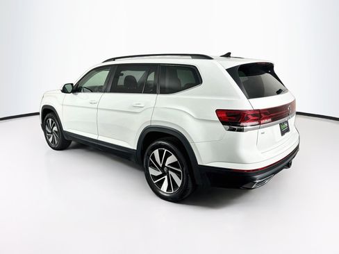 Used 2025 Volkswagen Atlas SE FWD image 5