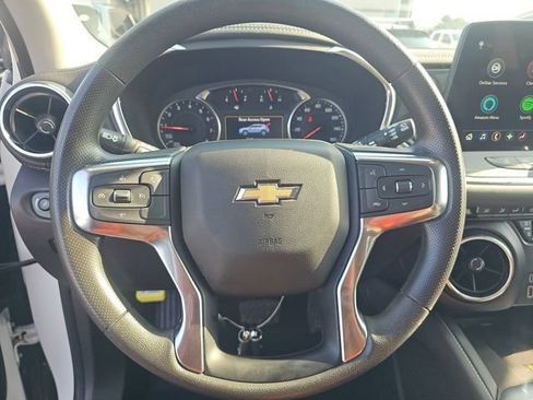 Used 2024 Chevrolet Blazer LT w/ Convenience Package FWD image 8