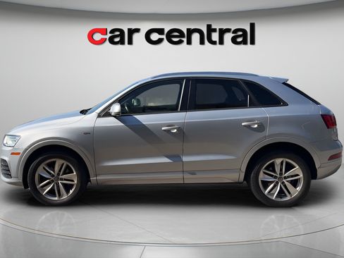Used 2018 Audi Q3 2.0T Premium AWD/4WD image 2