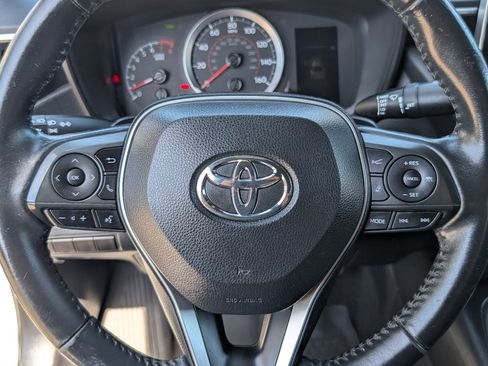 Used 2021 Toyota Corolla SE w/ SE Premium Package FWD image 18