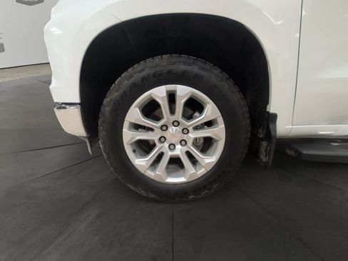 Used 2023 Chevrolet Silverado 1500 LTZ image 14