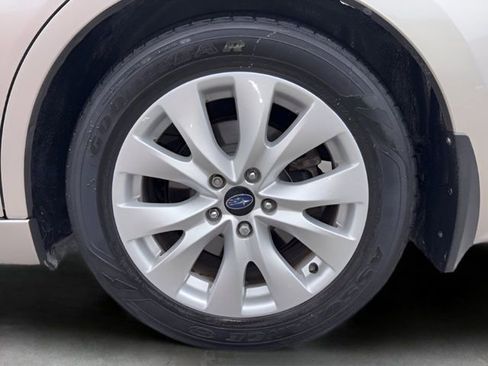 Used 2015 Subaru Legacy 2.5i Premium image 9