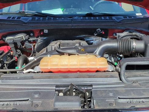 Used 2017 Ford F150 XLT AWD/4WD image 30