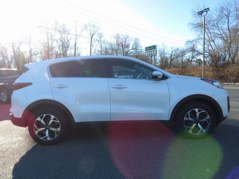 Used 2021 Kia Sportage LX w/ LX AWD Popular Package image 4