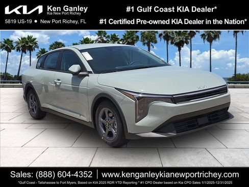 New 2026 Kia K4 FWD image 1
