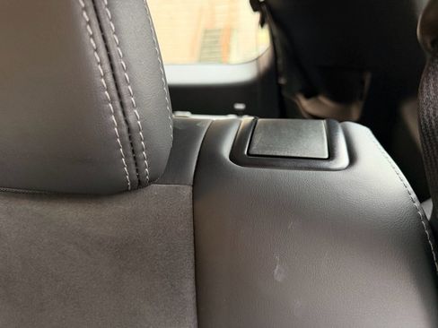 Used 2024 Mitsubishi Outlander SE image 20