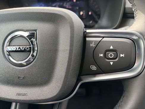 New 2026 Volvo XC40 B5 Plus w/ Protection Package Premier image 19