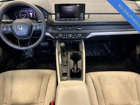 Certified 2023 Honda Accord EX image 14