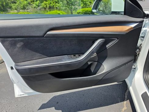 Used 2022 Tesla Model 3 Long Range AWD/4WD image 20