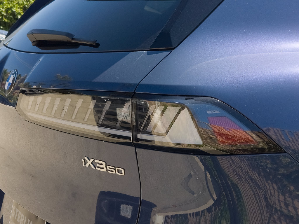 New 2027 BMW iX3 50 xDrive AWD/4WD image 3