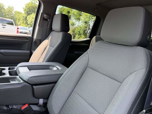 Certified 2023 Chevrolet Silverado 1500 LT AWD/4WD image 10