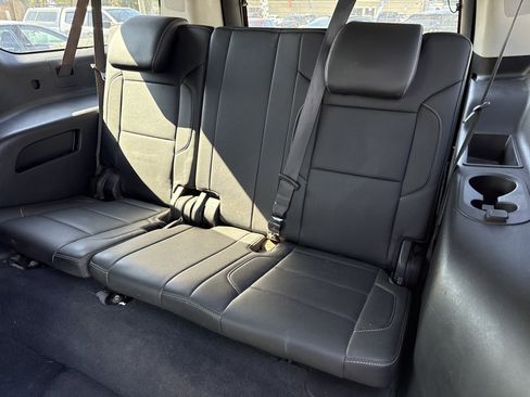 Used 2020 GMC Yukon XL SLT image 11