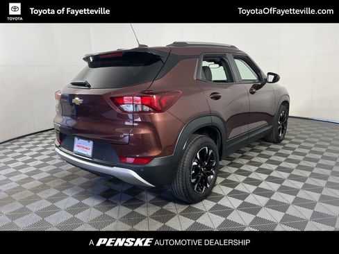 Used 2022 Chevrolet TrailBlazer LT w/ Convenience Package image 13