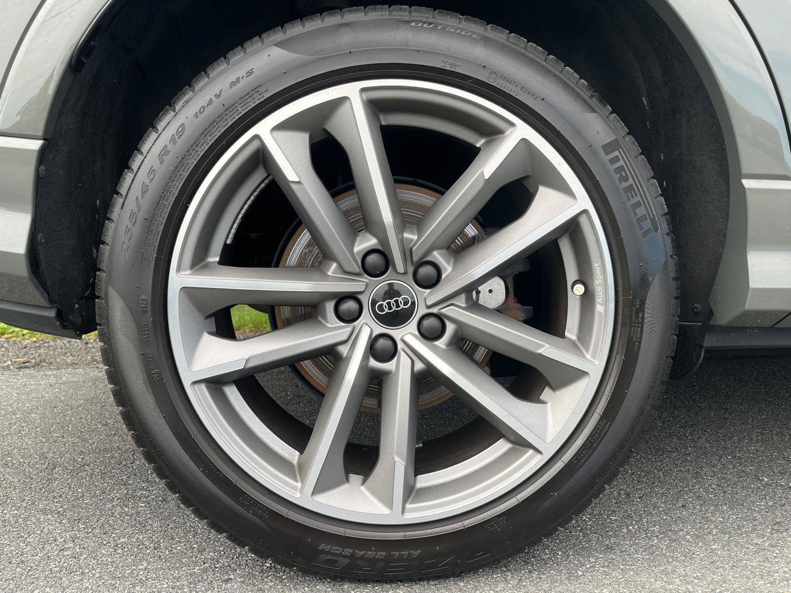 Used 2024 Audi Q3 2.0T Premium AWD/4WD image 29