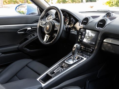 Used 2024 Porsche 718 Boxster GTS image 14