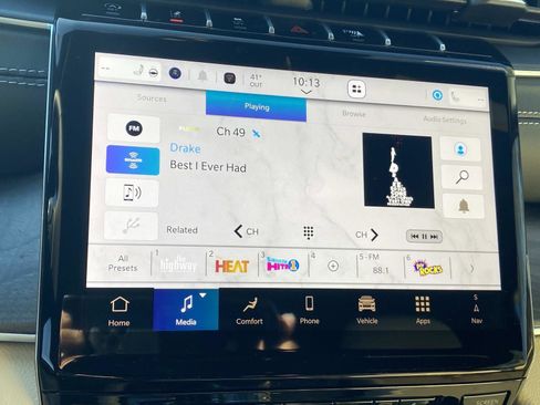 New 2025 Jeep Grand Cherokee Limited w/ Trailer Tow Package image 14