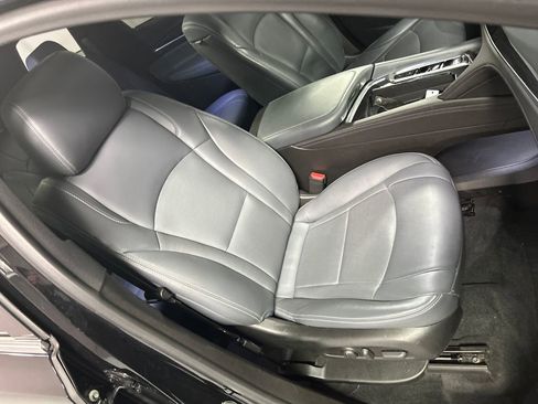 Used 2023 Buick Enclave Essence w/ Experience Buick Package image 27