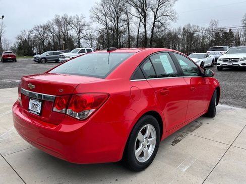 Used 2016 Chevrolet Cruze LT image 8