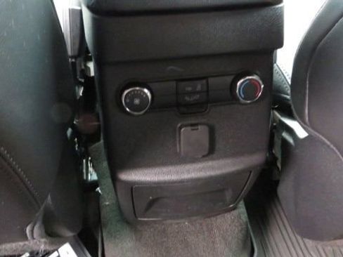 Used 2017 Ford Explorer XLT w/ Equipment Group 202A image 16