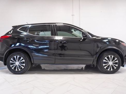 Used 2019 Nissan Rogue Sport S AWD/4WD image 29