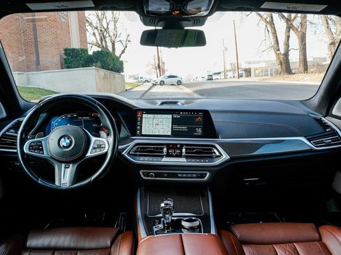 Used 2023 BMW X5 M50i w/ Executive Package image 12