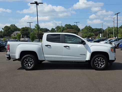 Used 2022 GMC Canyon AT4 w/ Trailering Package AWD/4WD image 6