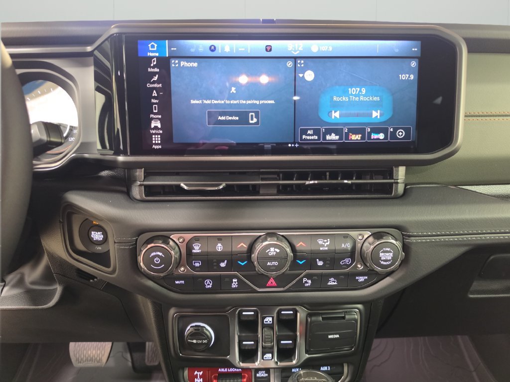 New 2026 Jeep Gladiator Mojave w/ Safety Group AWD/4WD image 22