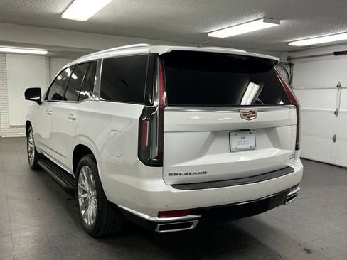 Certified 2024 Cadillac Escalade Premium Luxury w/ Performance Package AWD/4WD image 3