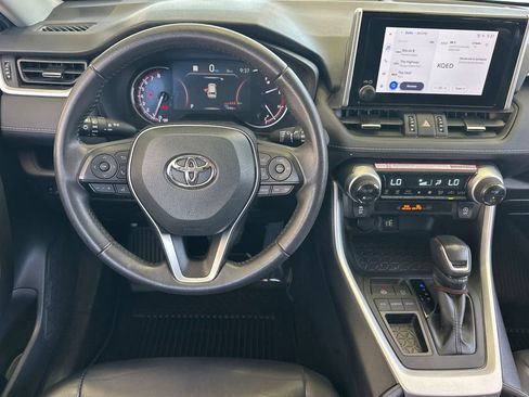 Used 2025 Toyota RAV4 XLE Premium FWD image 16
