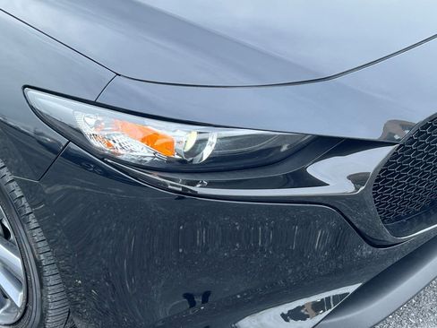 Used 2024 MAZDA MAZDA3 s image 9