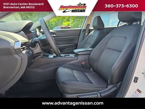 Used 2021 Nissan Altima 2.5 S FWD image 17