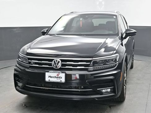 Used 2020 Volkswagen Tiguan SEL Premium R-Line w/ 3rd Row Seat Package AWD/4WD image 2
